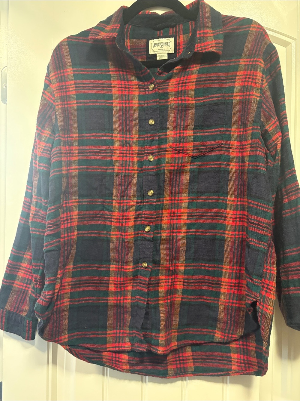 Women’s American Eagle flannel button down shirt